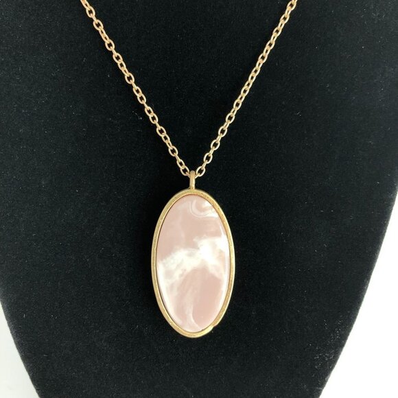 True Craft Jewelry - True Craft 2 Sided Oval Pendant Necklace Chic Stone Face Etched Rose Gold Tone